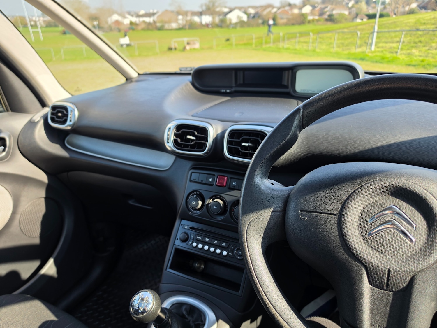 Used Citroen C3 Picasso 2013 for sale - 78016576: Photo 9