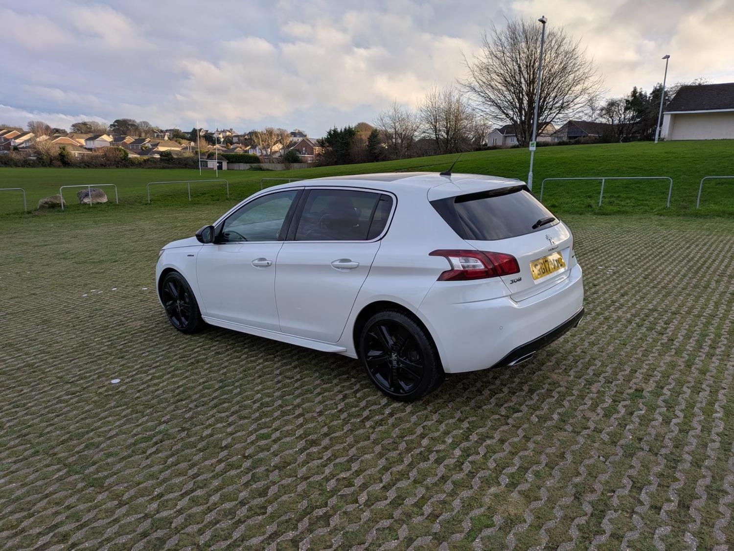 Used Peugeot 308 2017 for sale - 77019140: Photo 5