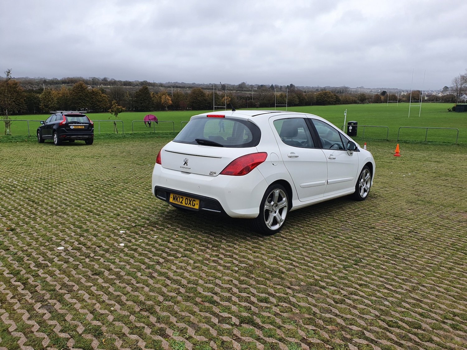 Used Peugeot 308 2012 for sale - 76450424: Photo 7