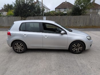 Used Volkswagen Golf 2009 for sale - 79641374: Photo