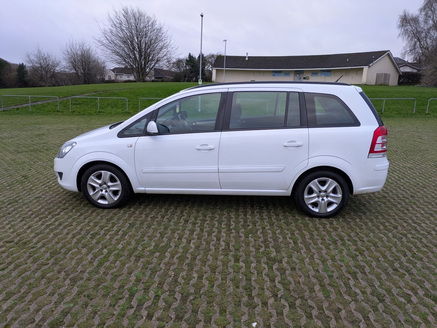 Used Vauxhall Zafira 2014 for sale - 76910662: Photo 4