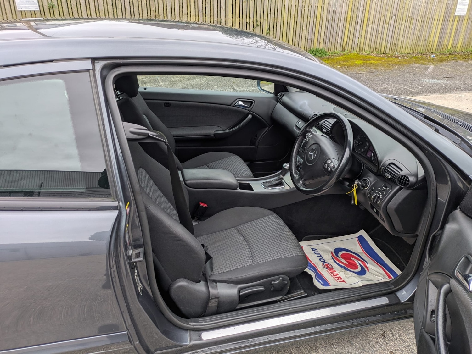 Used Mercedes-Benz C Class 2006 for sale - 77462630: Photo 9