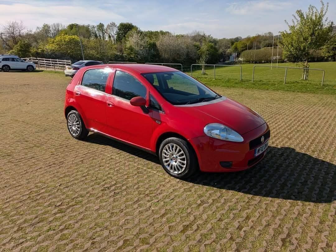 Used Fiat Grande Punto 2010 for sale - 76450389: Photo 1