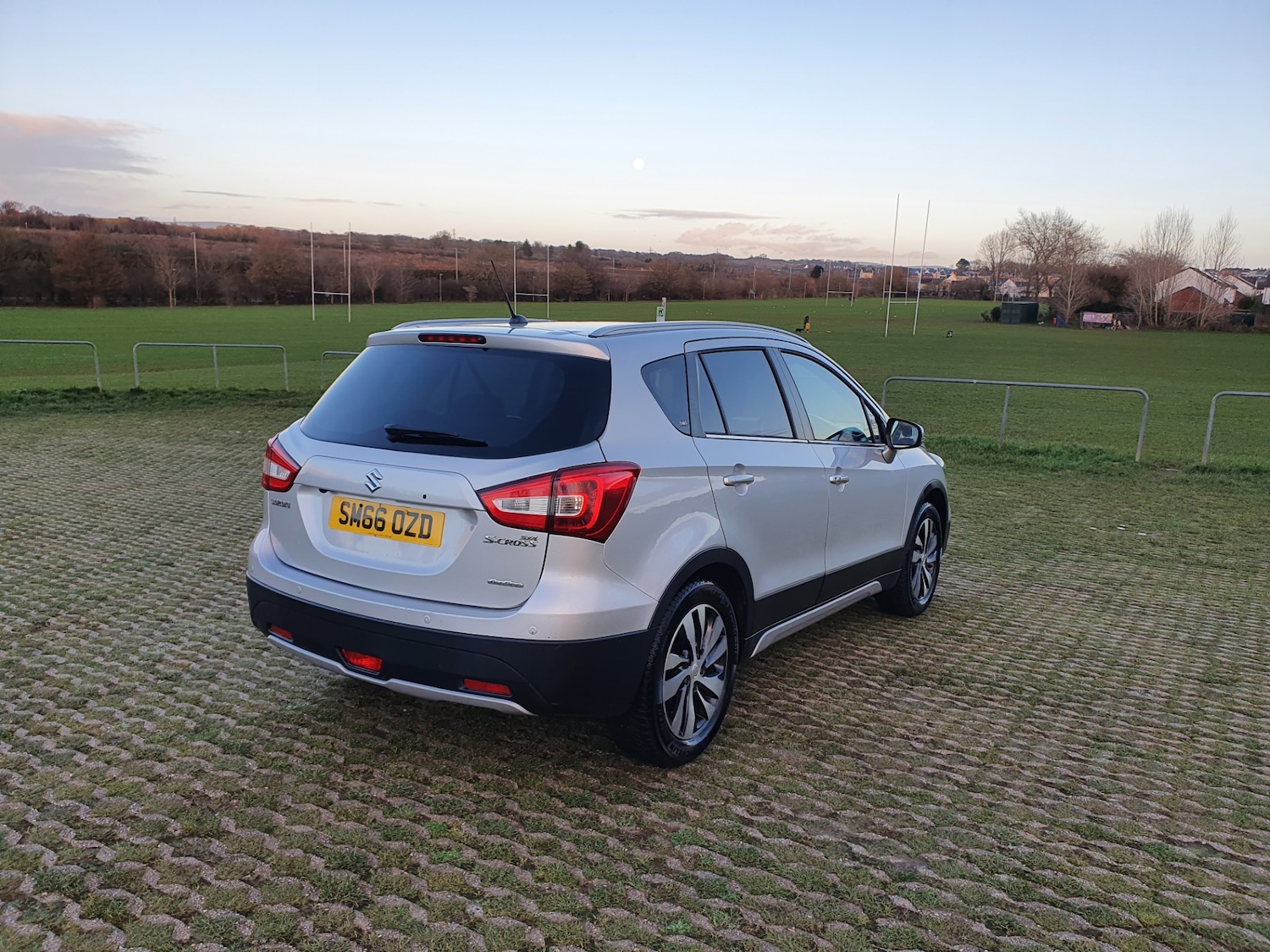 Used Suzuki SX4 S-Cross 2017 for sale - 77087739: Photo 5