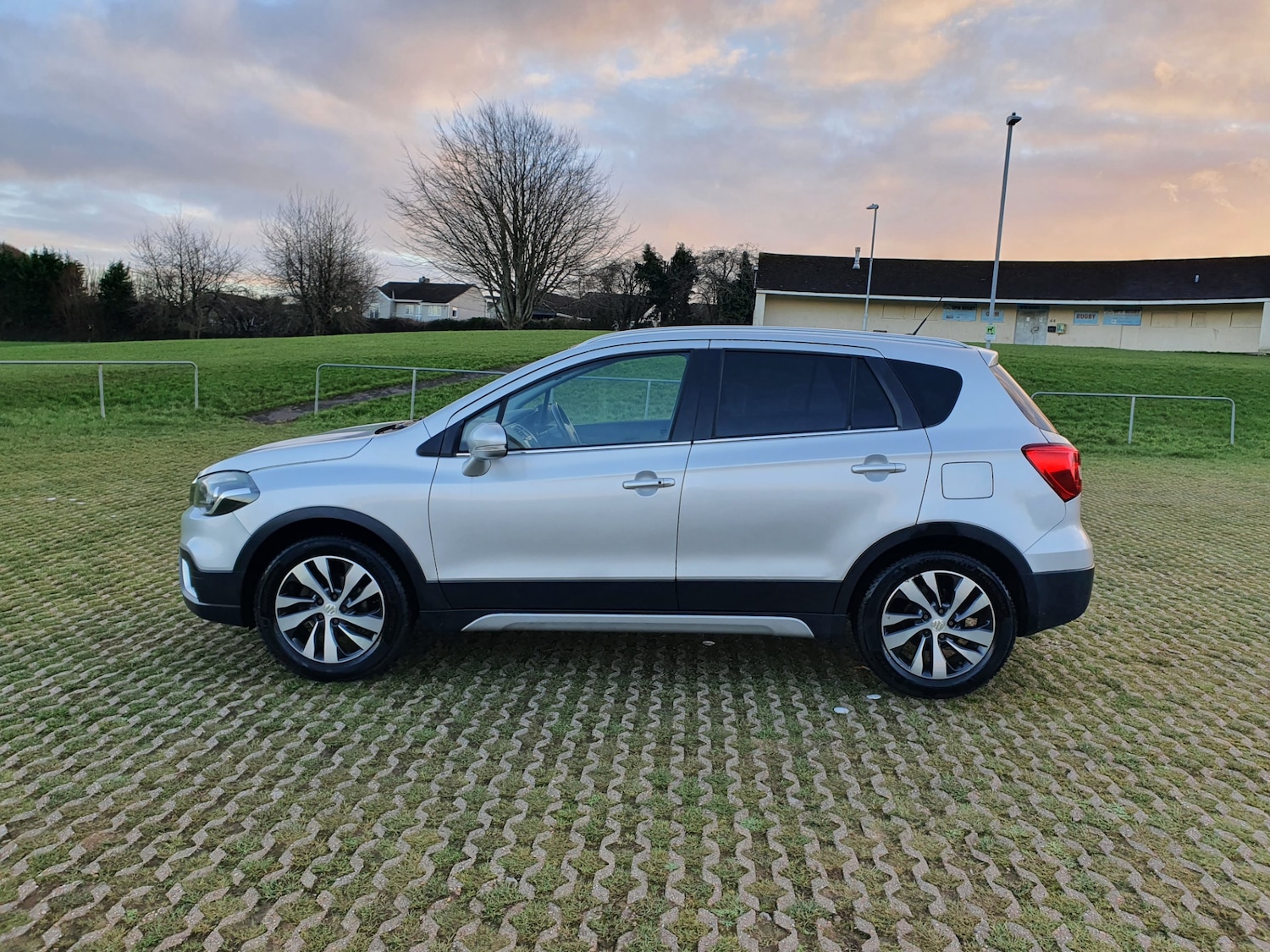 Used Suzuki SX4 S-Cross 2017 for sale - 77087739: Photo 8