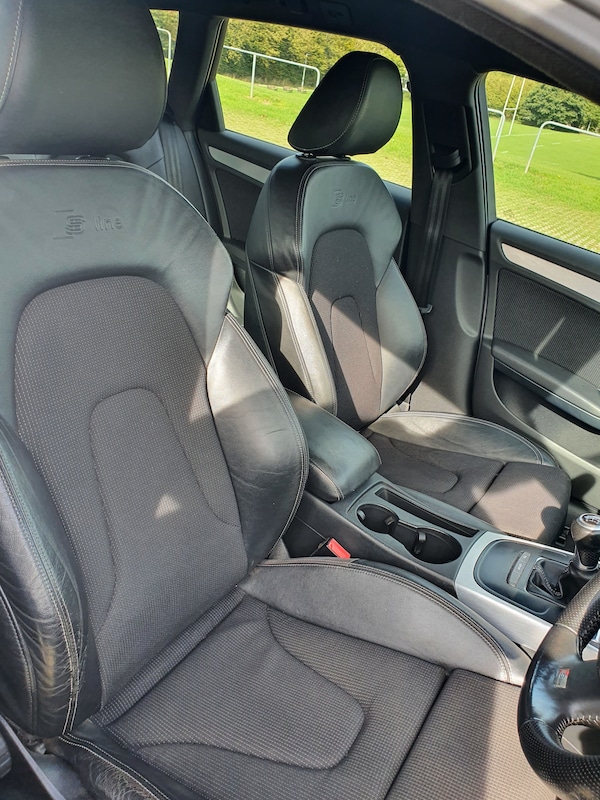 Used Audi A4 2010 for sale - 76194577: Photo 9