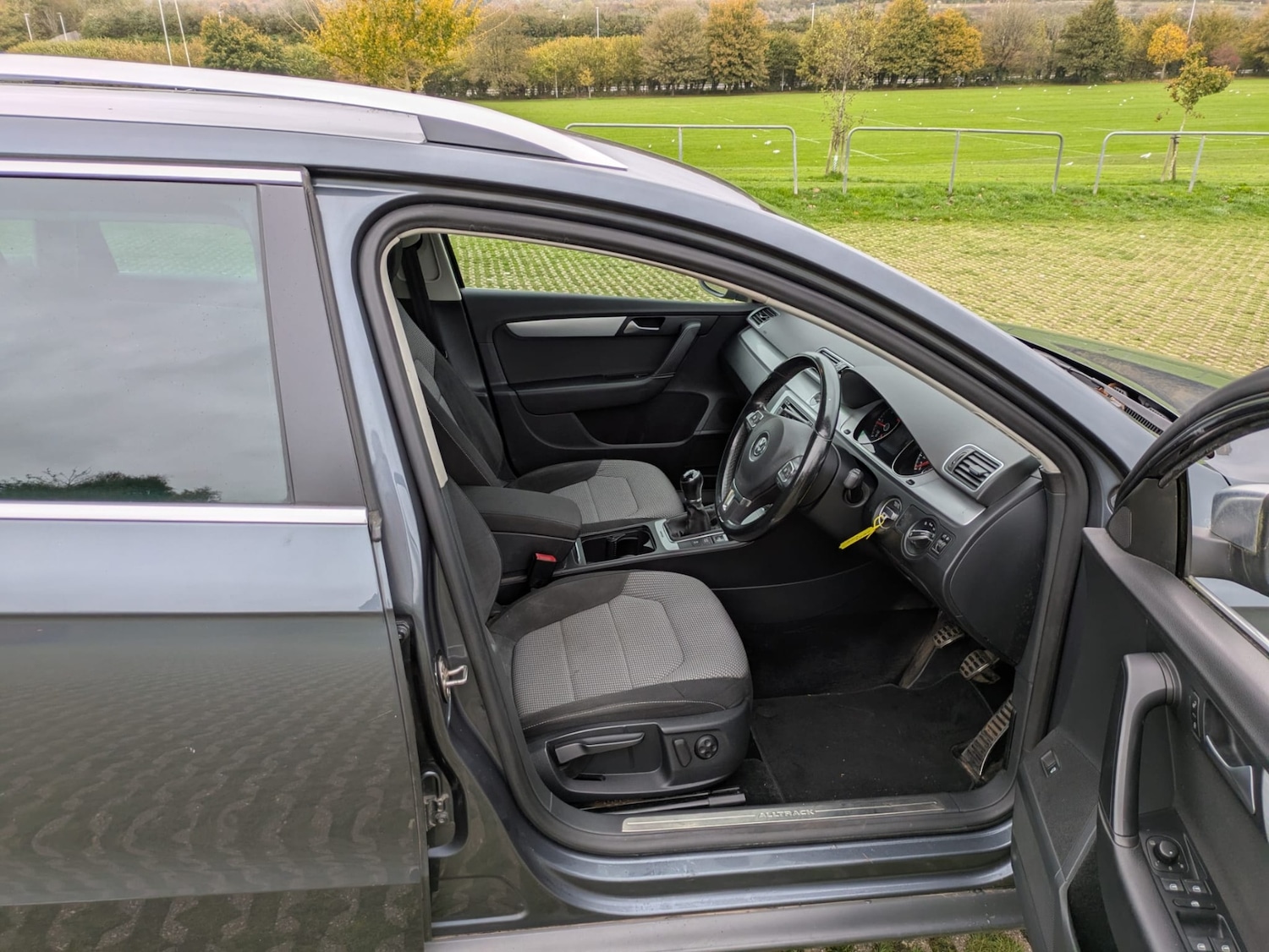 Used Volkswagen Passat 2013 for sale - 76410781: Photo 9