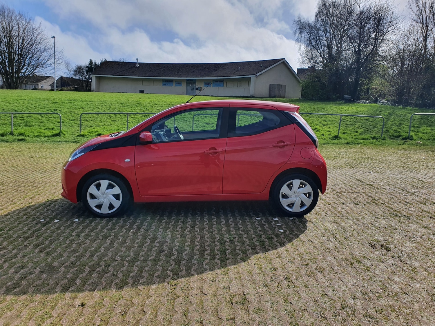 Used Toyota AYGO 2016 for sale - 77877992: Photo 6