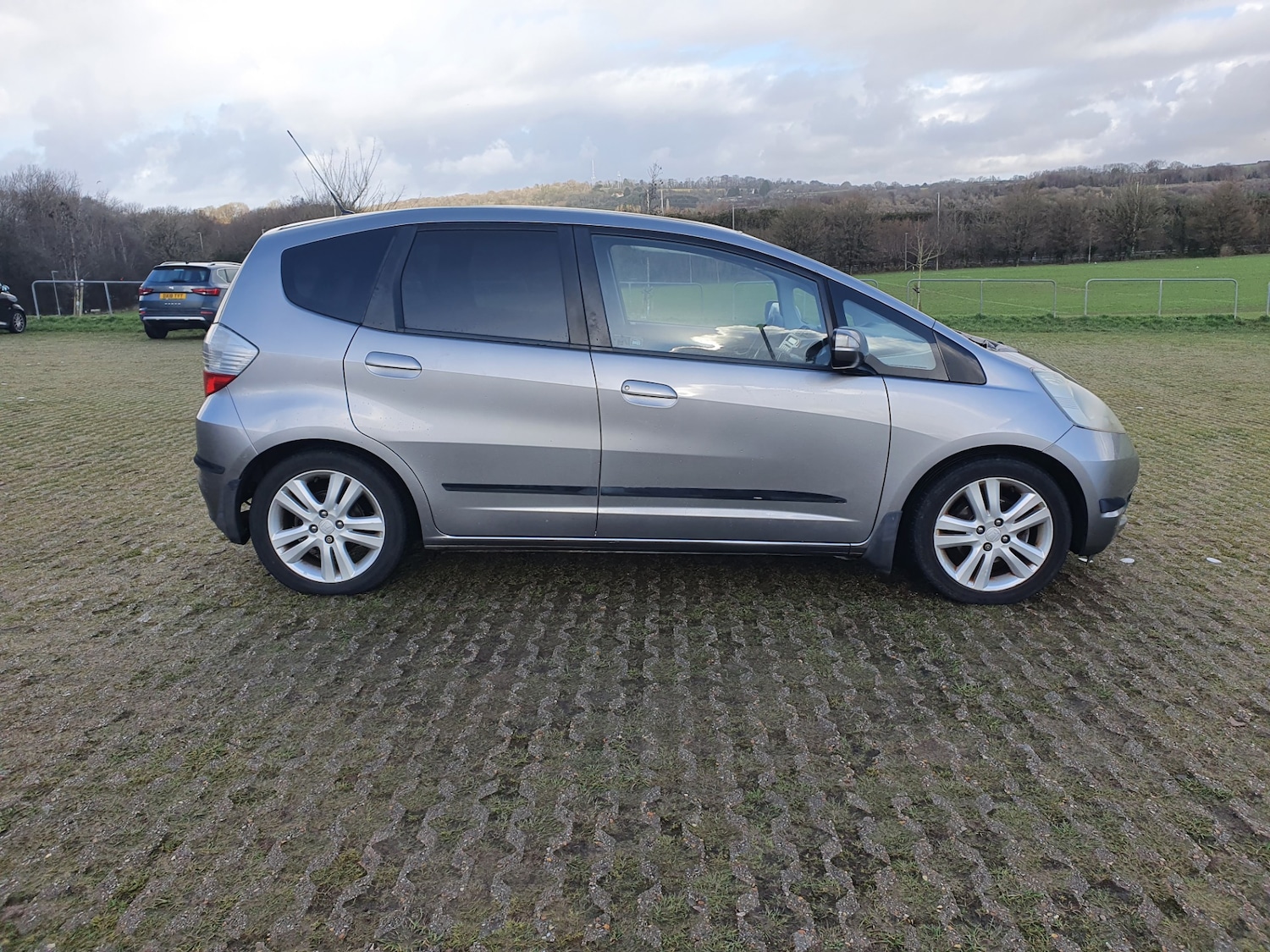 Used Honda Jazz 2009 for sale - 77223051: Photo 4