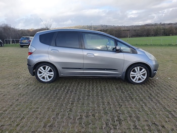 Used Honda Jazz 2009 for sale - 77223051: Photo