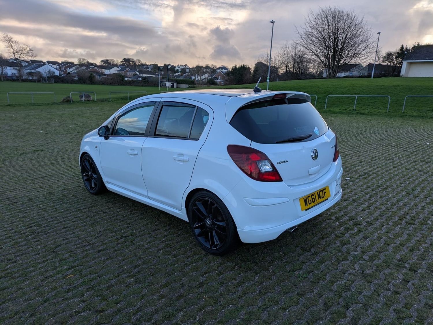 Used Vauxhall Corsa 2012 for sale - 77003777: Photo 5