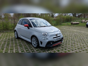 Used Abarth 595 2020 for sale - 79407928: Photo