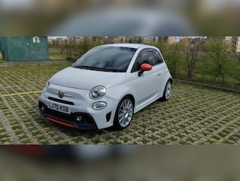 Used Abarth 595 2020 for sale - 79407928: Photo