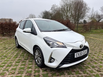 Used Toyota Yaris 2020 for sale - 79404645: Photo