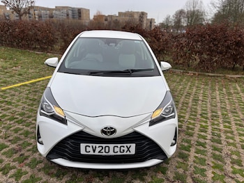 Used Toyota Yaris 2020 for sale - 79404645: Photo