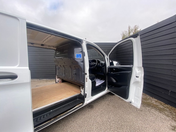 Used Mercedes-Benz Vito 2018 for sale - 76219332: Photo 12