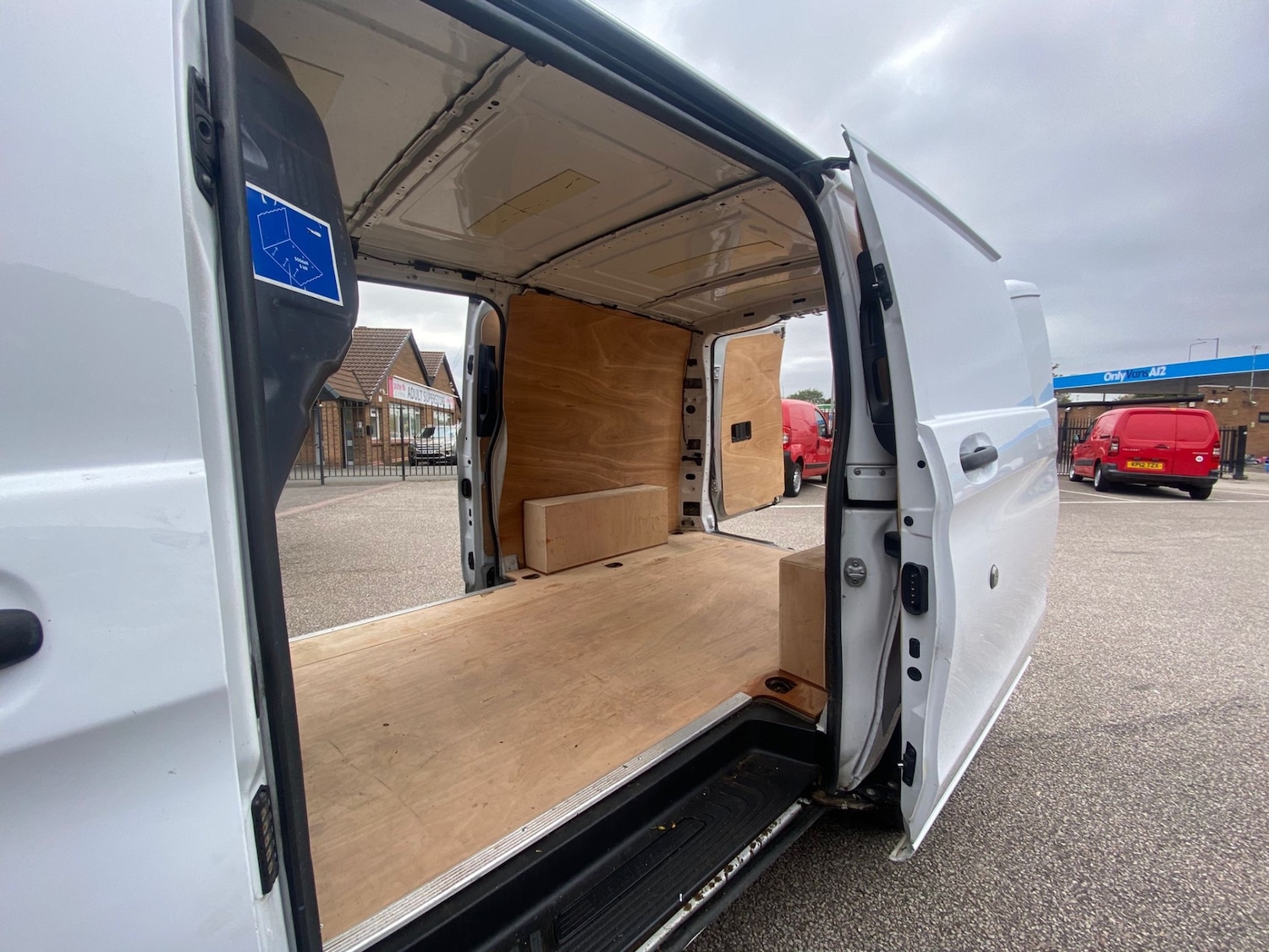 Used Mercedes-Benz Vito 2018 for sale - 76219332: Photo 14