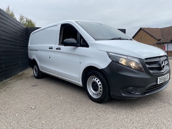Used Mercedes-Benz Vito 2018 for sale - 76219332: Photo 3