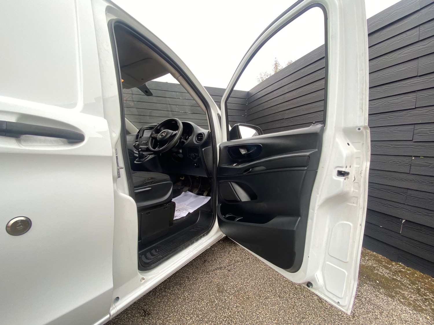 Used Mercedes-Benz Vito 2018 for sale - 76219332: Photo 7