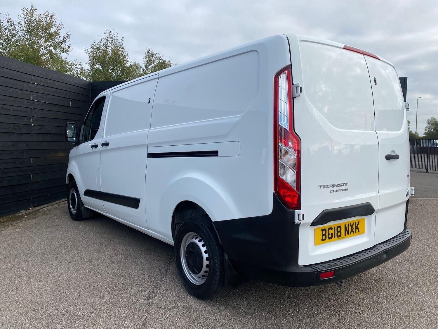 Used Ford Transit Custom 2018 for sale - 76614661: Photo 5