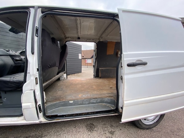Used Mercedes-Benz Vito 2006 for sale - 76302575: Photo 9