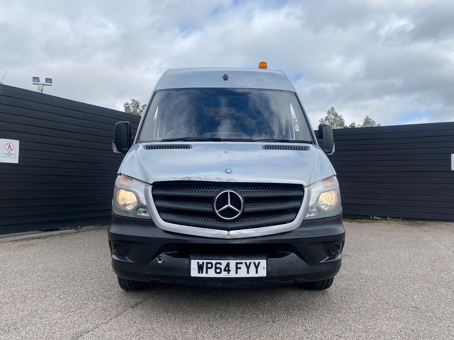 Used Mercedes-Benz Sprinter 2014 for sale - 75995142: Photo 2