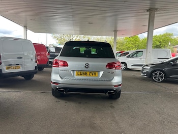 Used Volkswagen Touareg 2016 for sale - 78310878: Photo