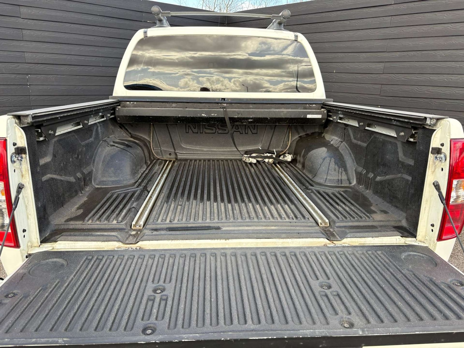 Used Nissan Navara 2013 for sale - 77833239: Photo 12