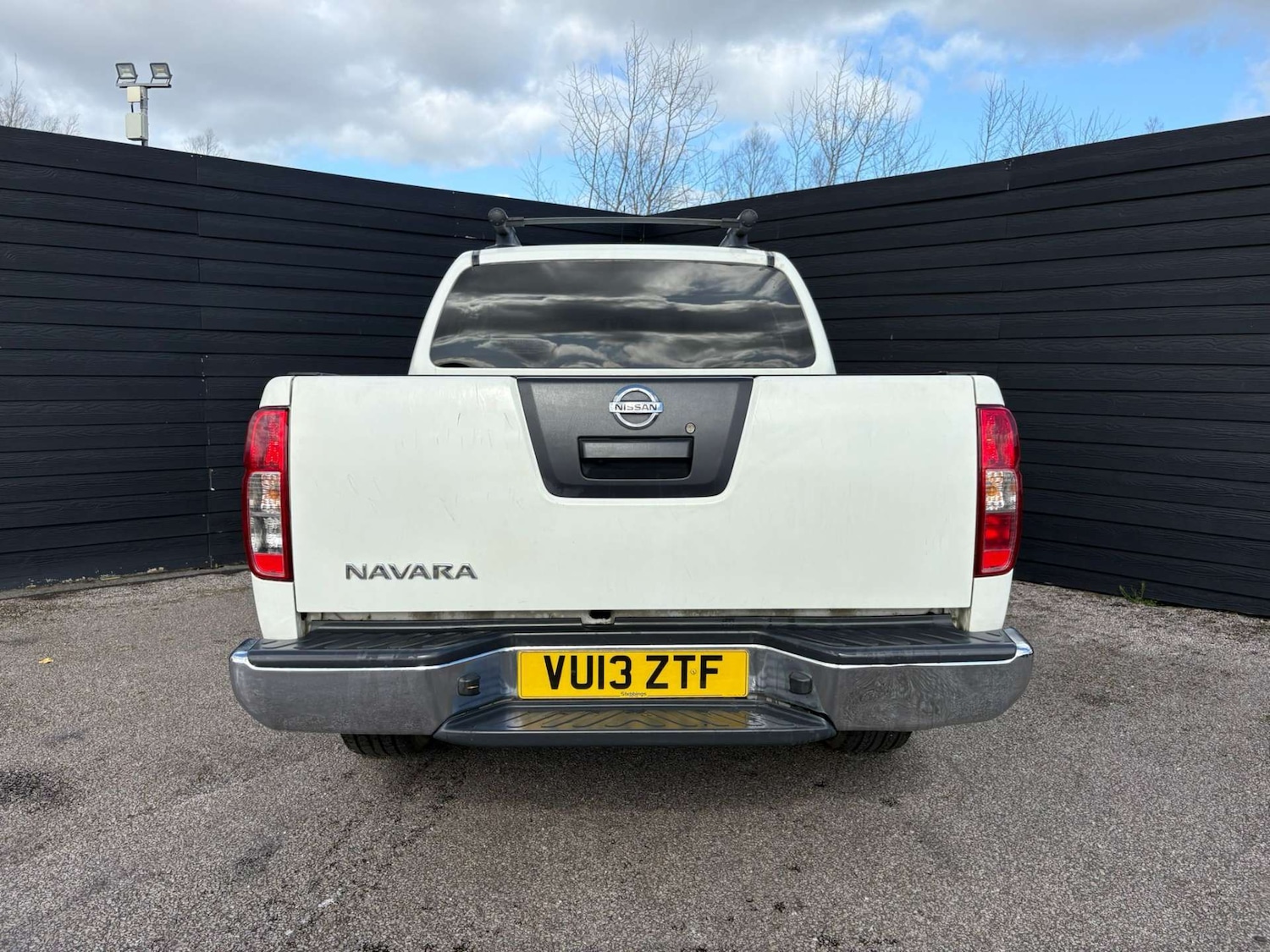 Used Nissan Navara 2013 for sale - 77833239: Photo 5