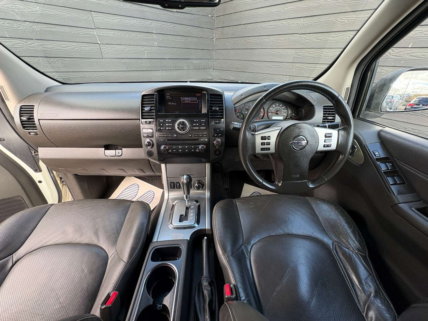 Used Nissan Navara 2013 for sale - 77833239: Photo 9