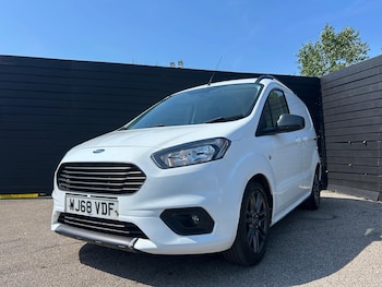 Used Ford Transit Courier 2018 for sale - 78953450: Photo