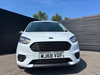 Used Ford Transit Courier 2018 for sale - 78953450: Photo