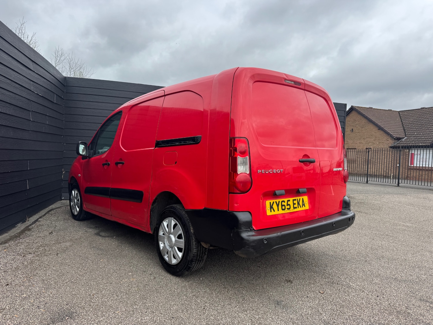 Used Peugeot Partner 2015 for sale - 78079177: Photo 6