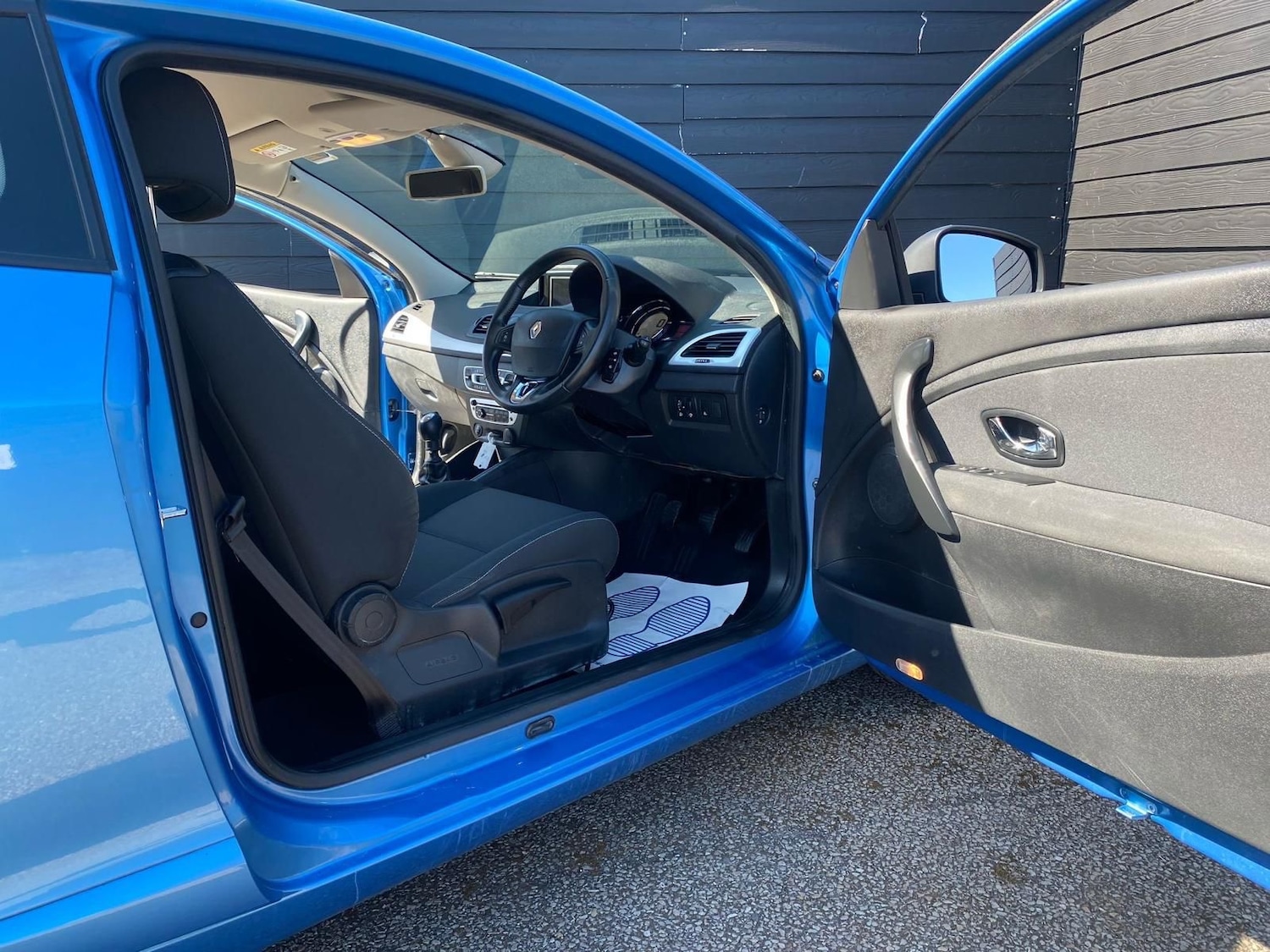 Used Renault Megane 2014 for sale - 76243291: Photo 7