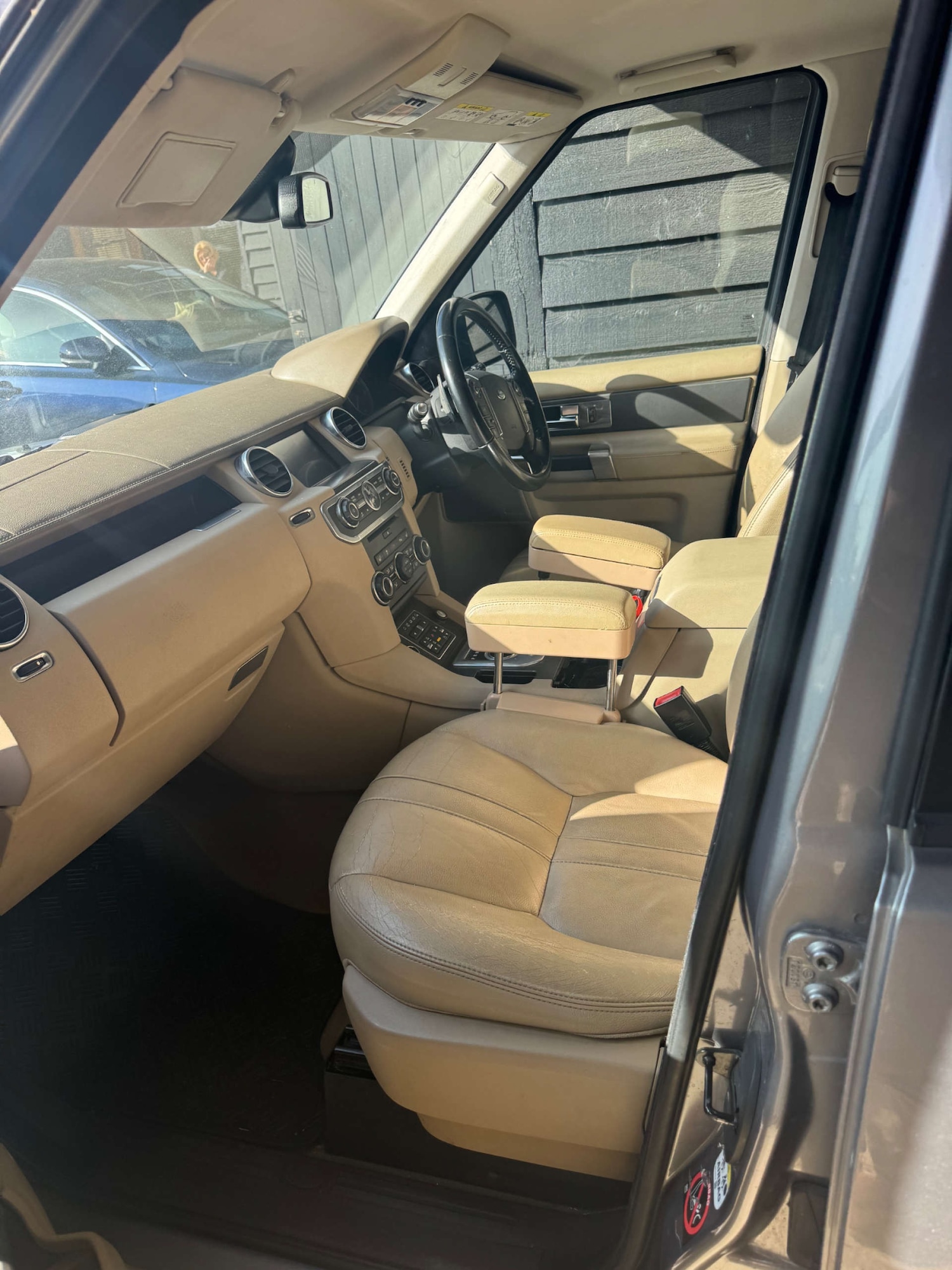 Used Land Rover Discovery 2012 for sale - 77856016: Photo 6