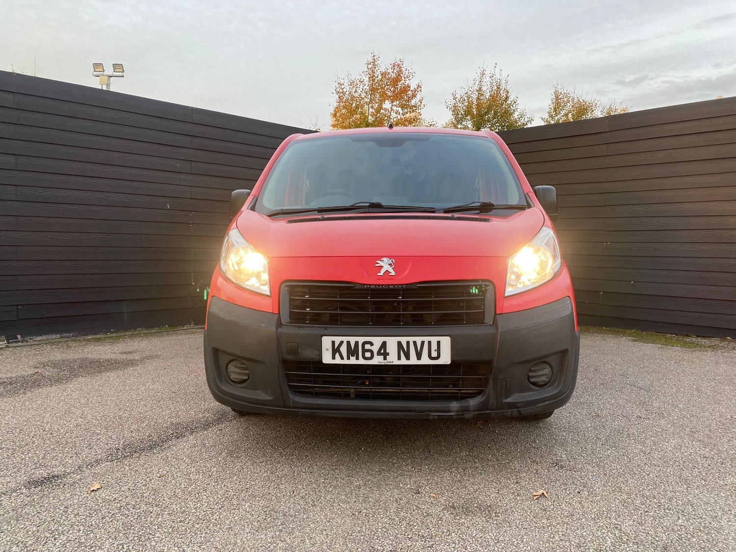 Used Peugeot Expert 2014 for sale - 76494459: Photo 2