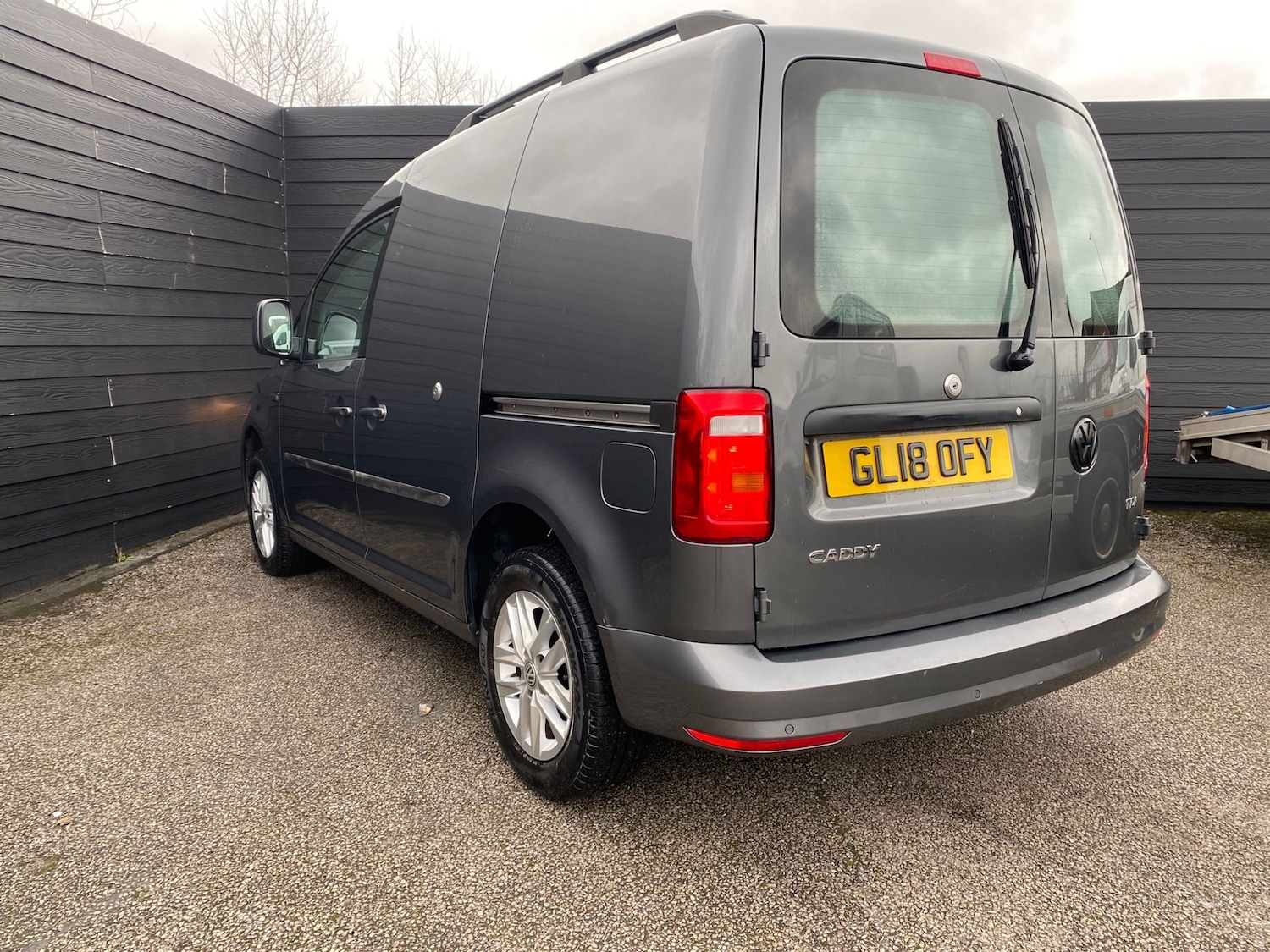 Used Volkswagen Caddy 2018 for sale - 77543796: Photo 2
