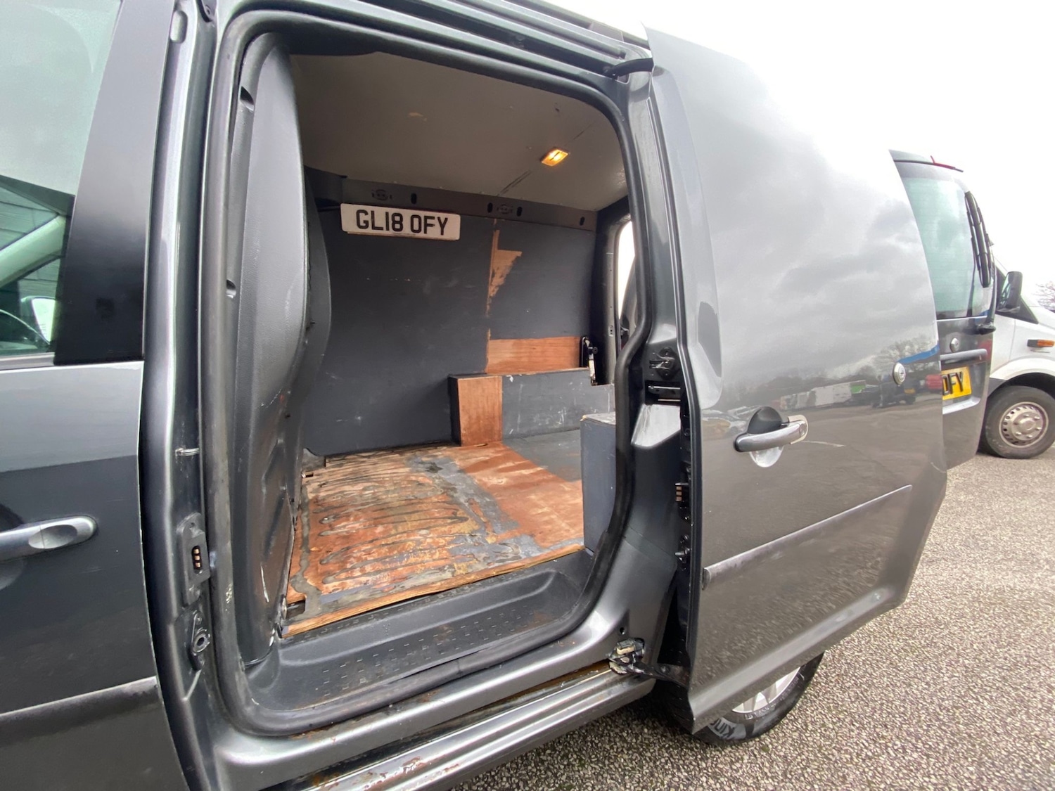 Used Volkswagen Caddy 2018 for sale - 77543796: Photo 5