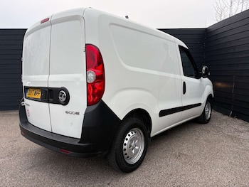 Used Vauxhall Combo 2017 for sale - 77775427: Photo