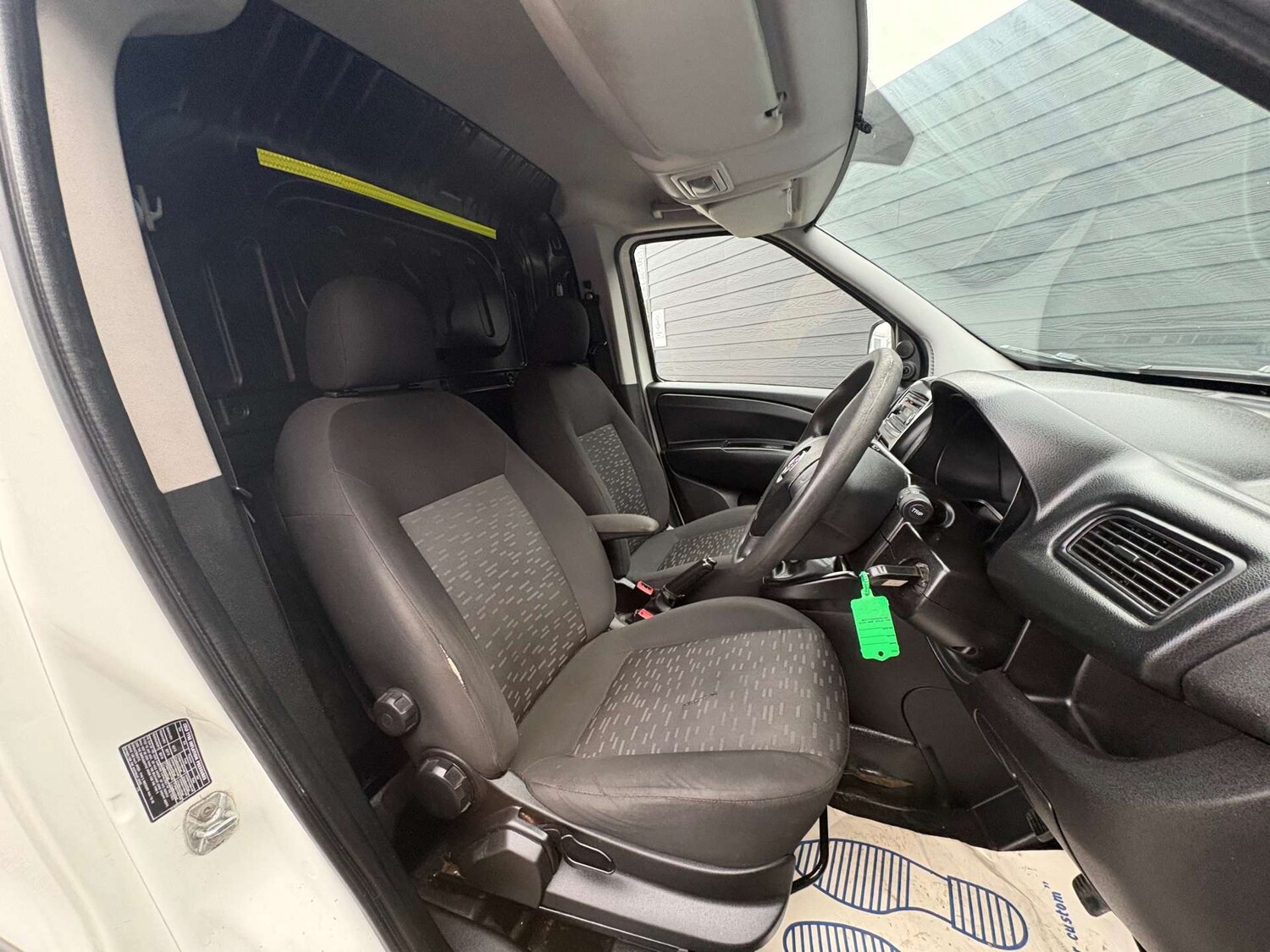 Used Vauxhall Combo 2017 for sale - 77855810: Photo 7