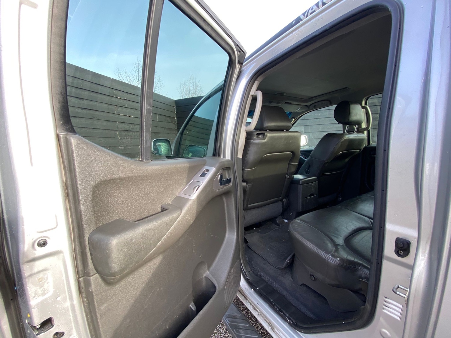 Used Nissan Navara 2006 for sale - 77357444: Photo 15