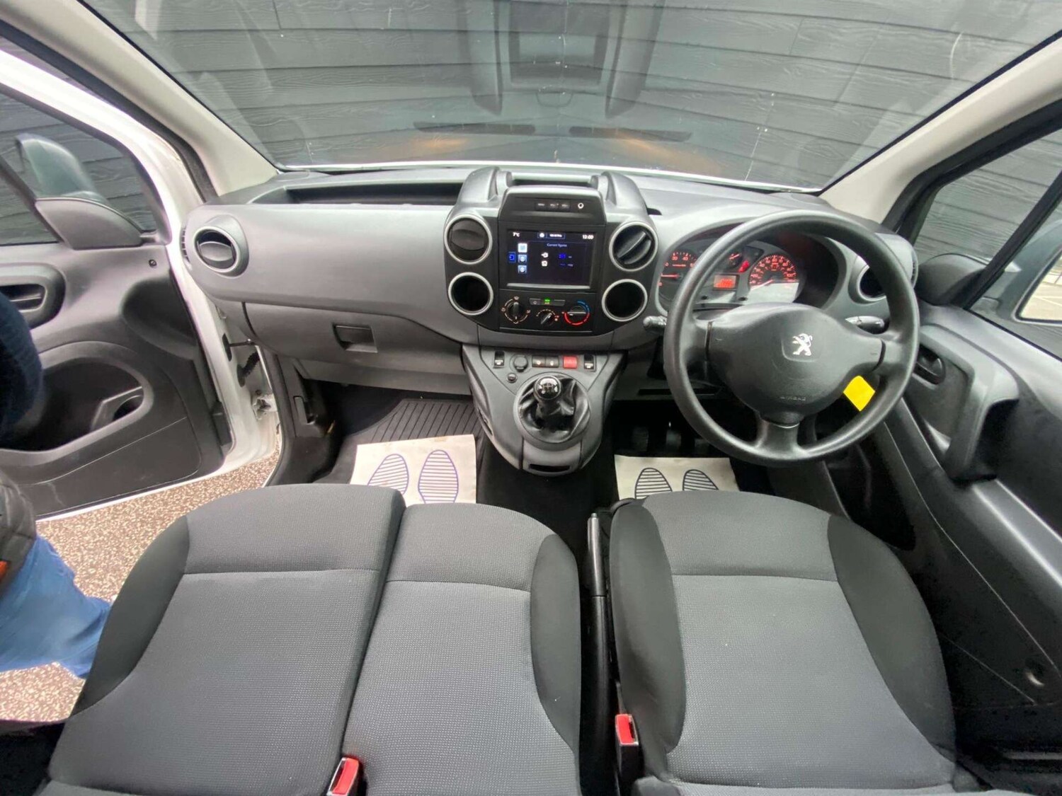 Used Peugeot Partner 2018 for sale - 77665601: Photo 13