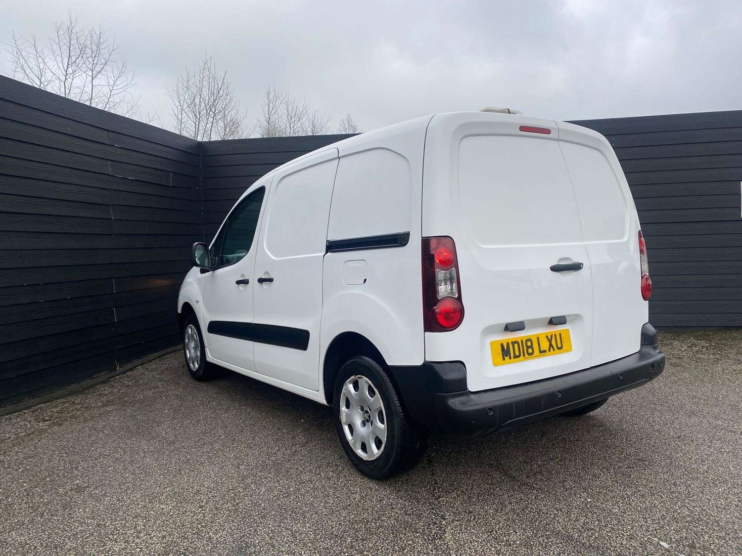 Used Peugeot Partner 2018 for sale - 77665601: Photo 6