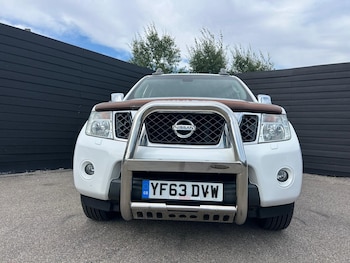 Used Nissan Navara 2013 for sale - 79271455: Photo