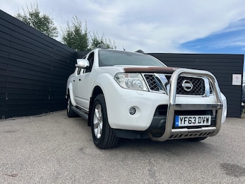 Used Nissan Navara 2013 for sale - 79271455: Photo