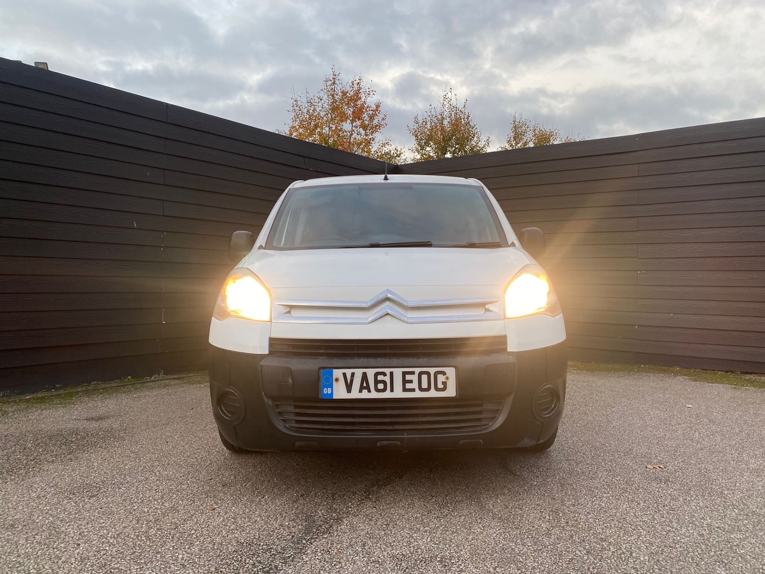 Used Citroen Berlingo 2012 for sale - 76517622: Photo 2