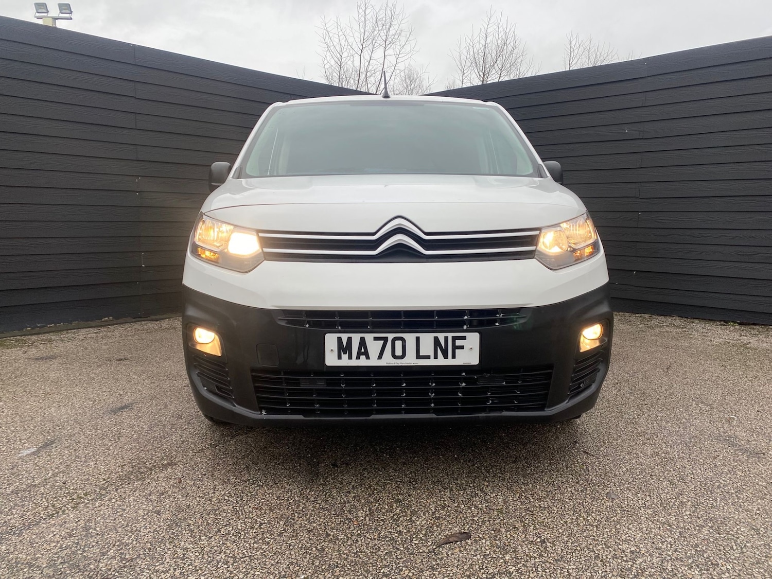 Used Citroen Berlingo 2020 for sale - 77168709: Photo 2