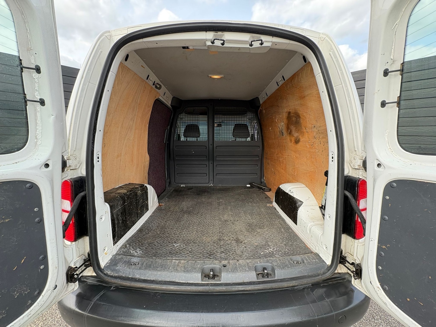 Used Volkswagen Caddy 2013 for sale - 78201469: Photo 7