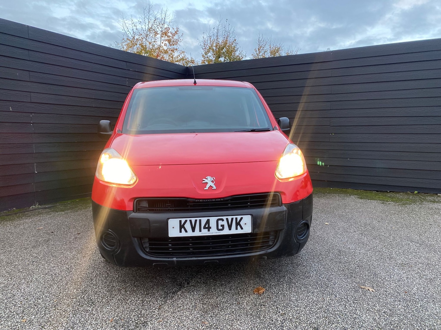 Used Peugeot Partner 2014 for sale - 76544393: Photo 2