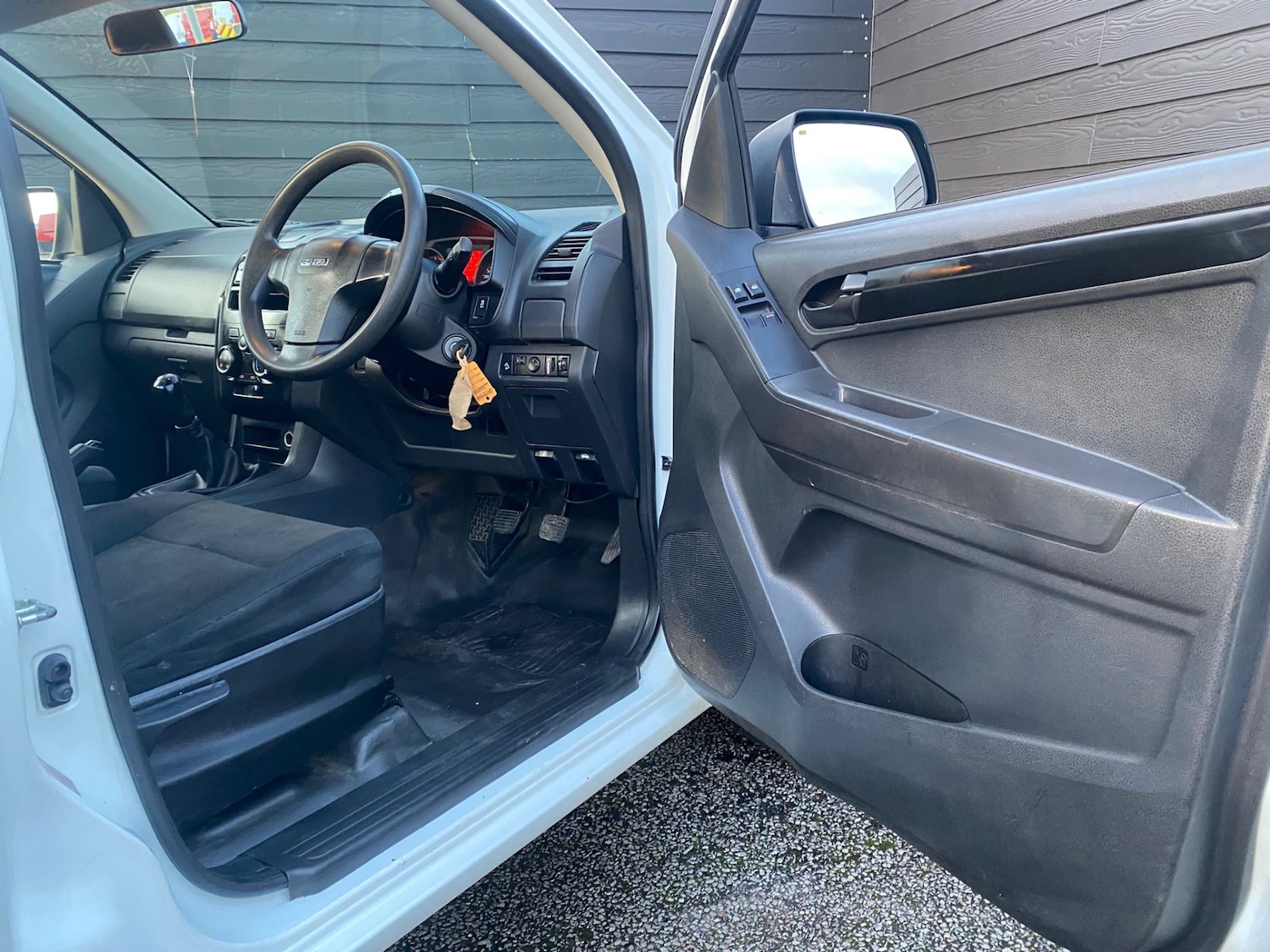 Used Isuzu D-Max 2019 for sale - 77160135: Photo 8